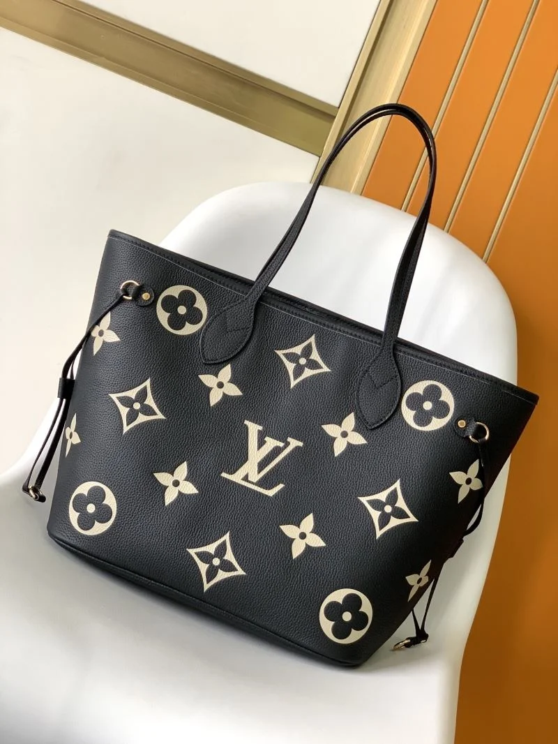 UrbanChic Louis Vuitton Shopping Bags 42558