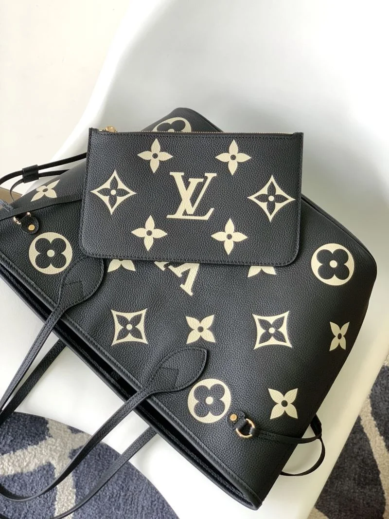 UrbanChic Louis Vuitton Shopping Bags 42558