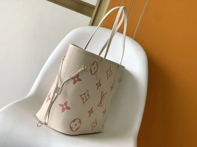 WellDesigned Louis Vuitton Shopping Bags 42563