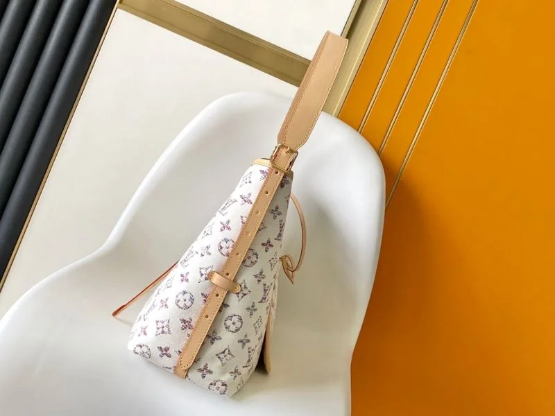 Louis Vuitton Shopping Bags MoistureWicking 42555