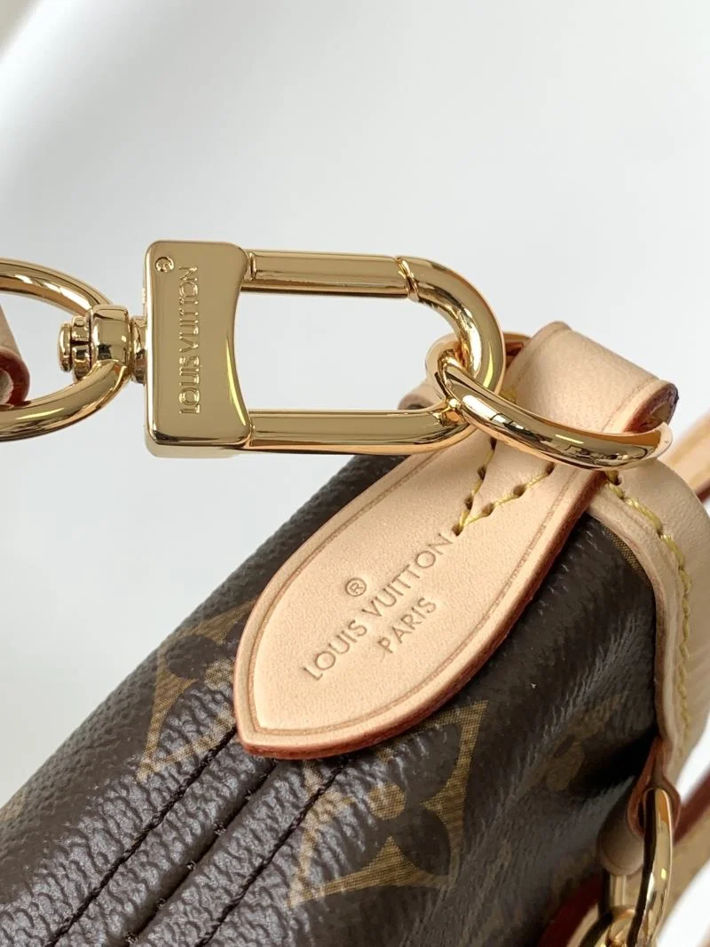 Soft Louis Vuitton Shopping Bags 42578