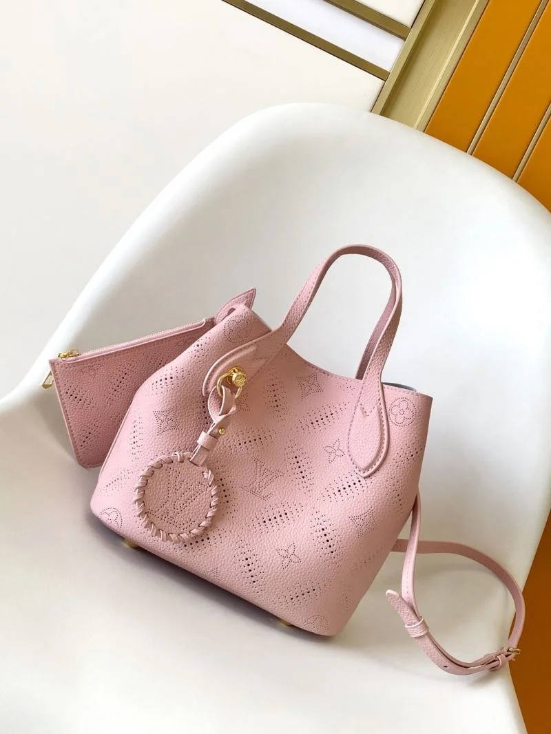 Unisex Louis Vuitton Shopping Bags 42586