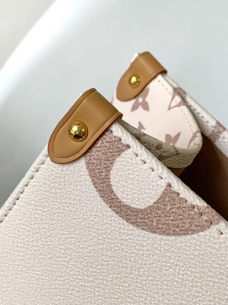FreshLook Louis Vuitton Shopping Bags 42536