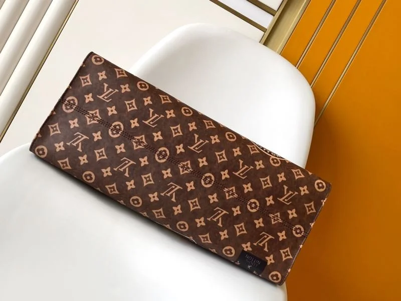 Functional Louis Vuitton Shopping Bags 42534