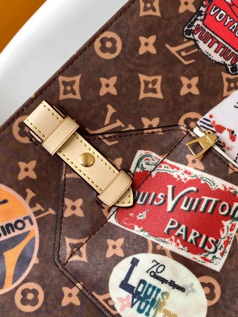 Functional Louis Vuitton Shopping Bags 42534