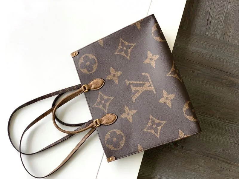 Chic Louis Vuitton Shopping Bags 42540
