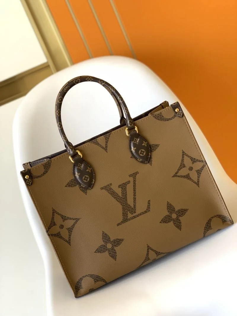 Unisex Louis Vuitton Shopping Bags 42584