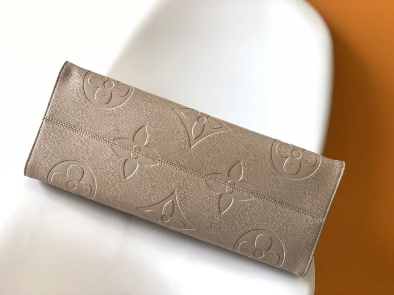 Louis Vuitton Shopping Bags Comfortable 42526