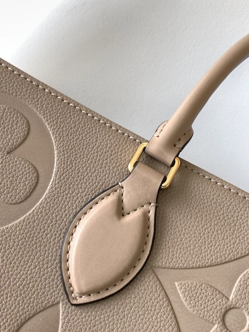 Louis Vuitton Shopping Bags Comfortable 42526