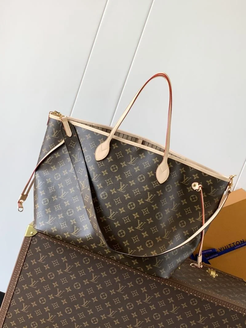 Breathable Louis Vuitton Shopping Bags 42519