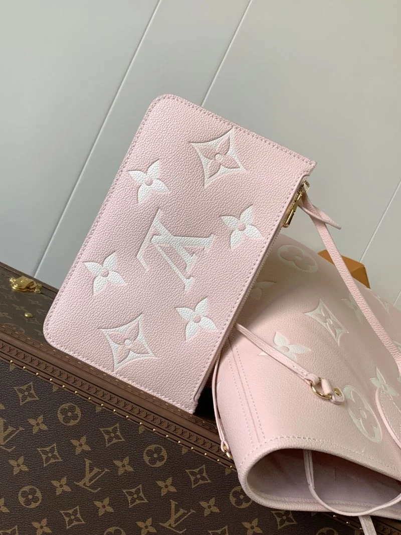 Stretchable Louis Vuitton Shopping Bags 42524