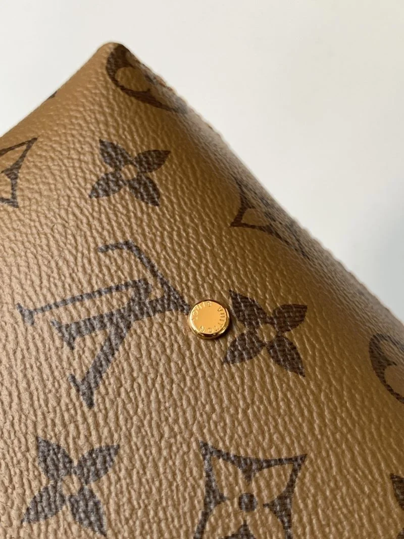 Minimalist Louis Vuitton Shopping Bags 42498