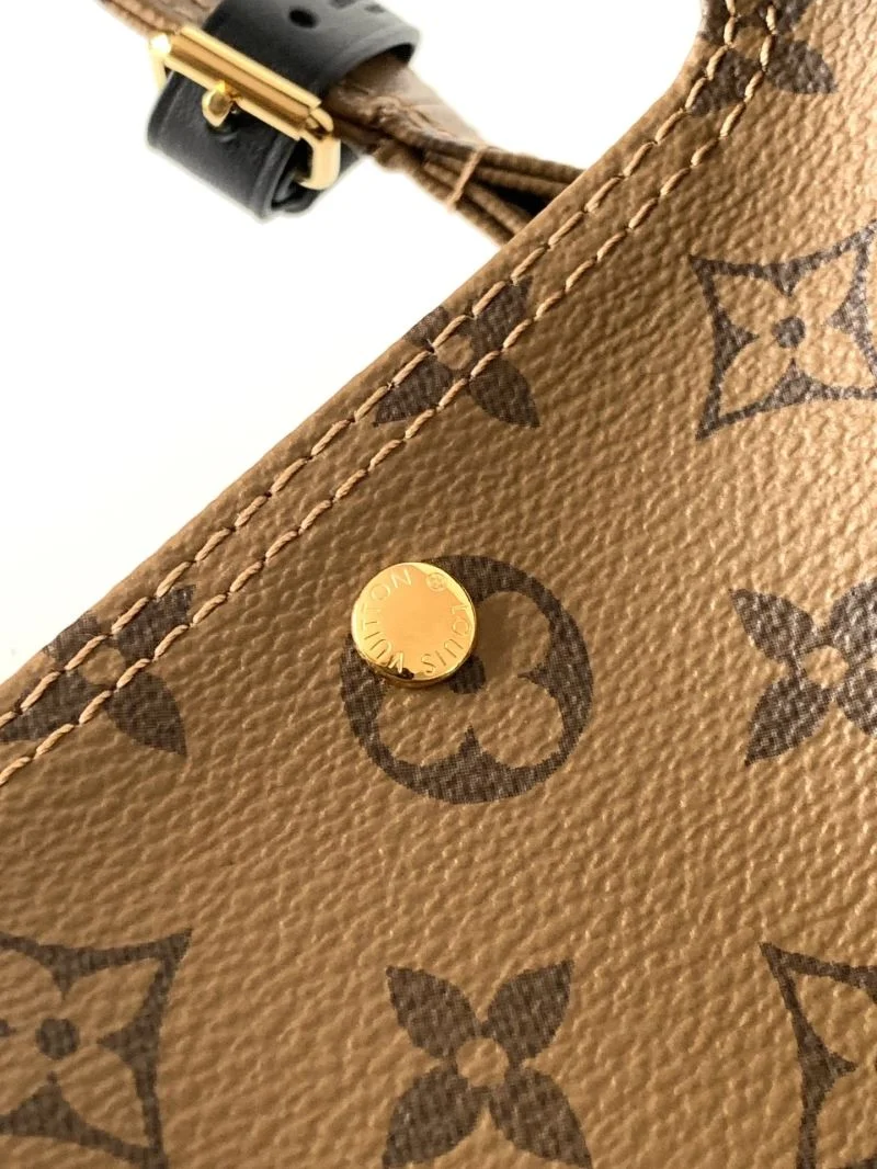 Minimalist Louis Vuitton Shopping Bags 42498