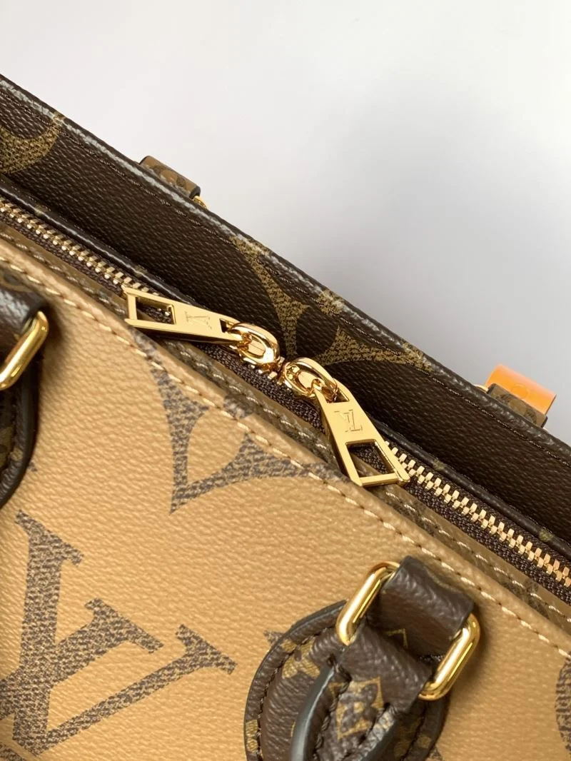 Contemporary Louis Vuitton Shopping Bags 42504
