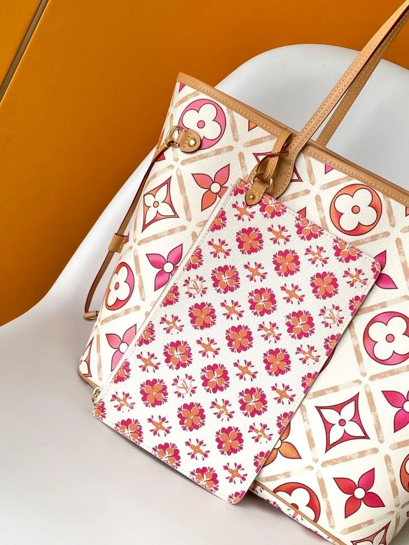 WeatherProof Louis Vuitton Shopping Bags 42494