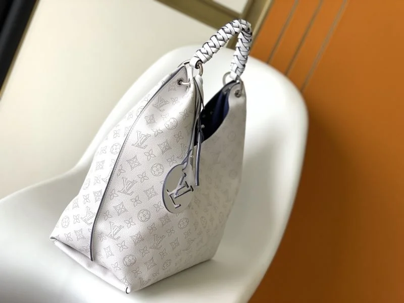 Lightweight Louis Vuitton Shopping Bags 42475