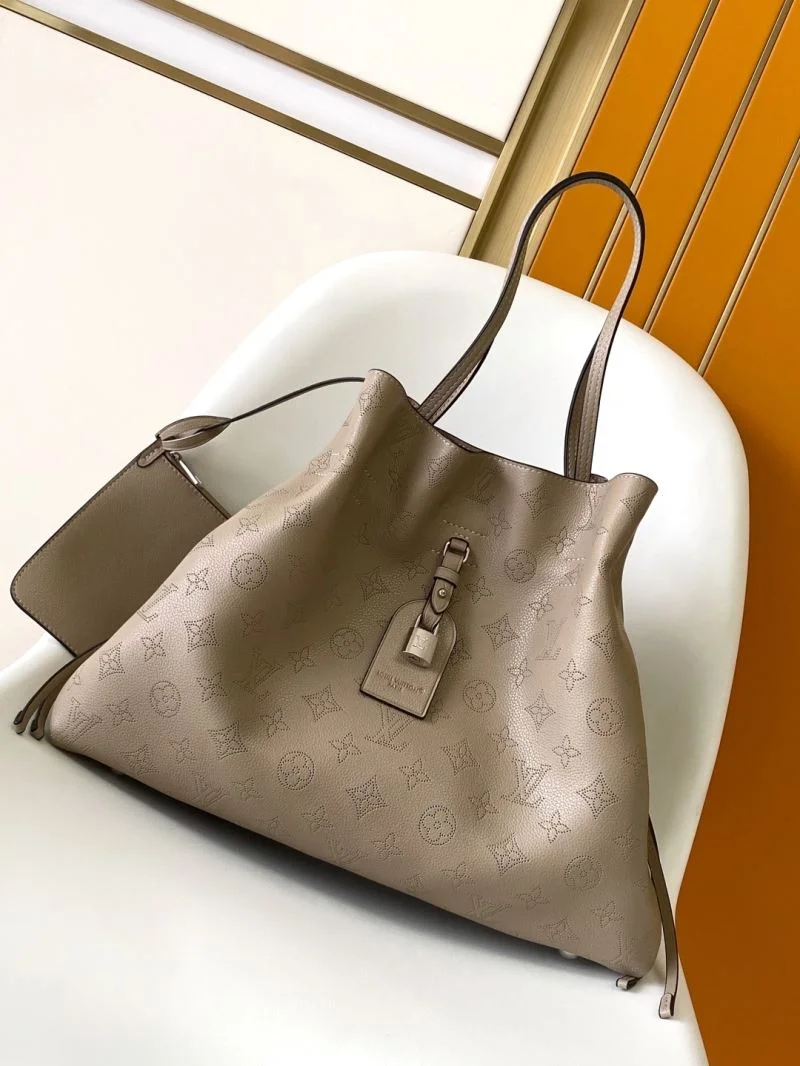 Louis Vuitton Shopping Bags Seasonal 42520