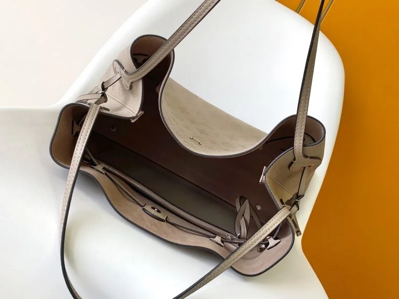 Louis Vuitton Shopping Bags Seasonal 42520