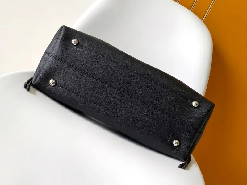 Breathable Louis Vuitton Shopping Bags 42476