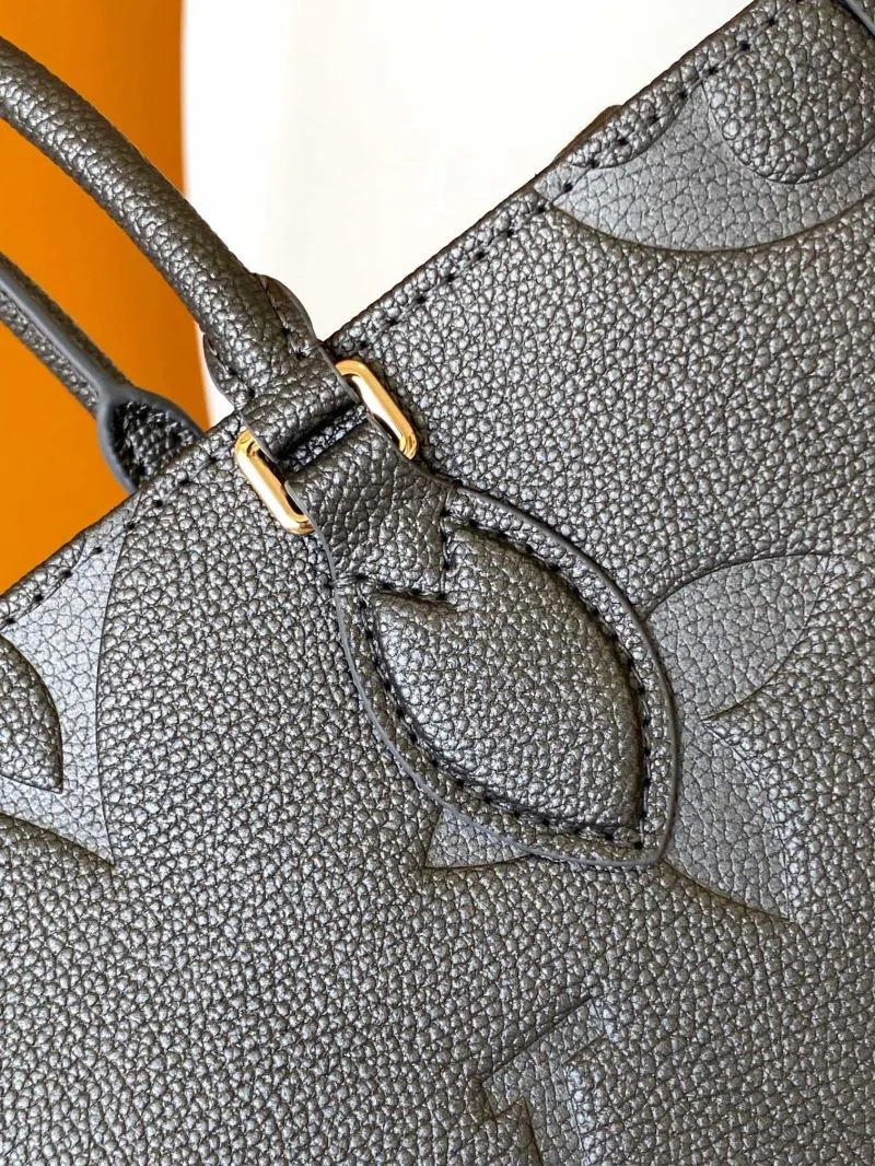 Thermal Louis Vuitton Shopping Bags 42525