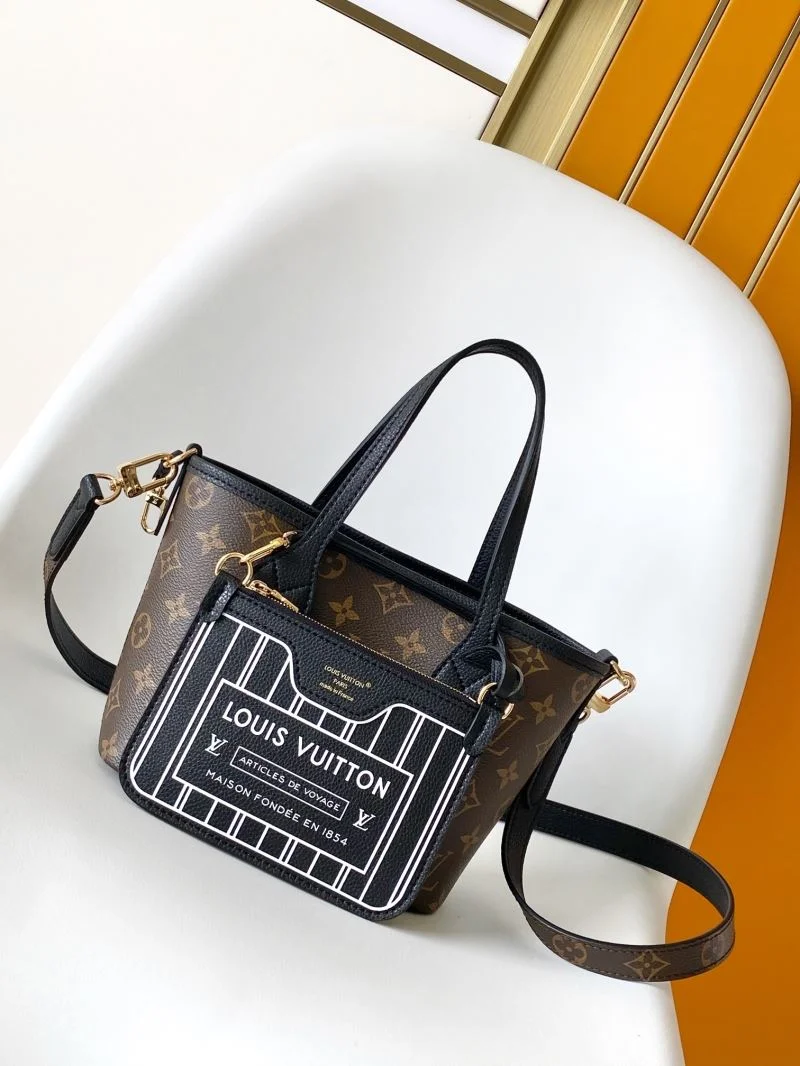 Breathable Louis Vuitton Shopping Bags 42468