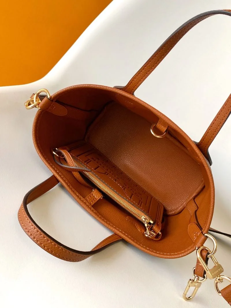 ModernLook Louis Vuitton Shopping Bags 42466