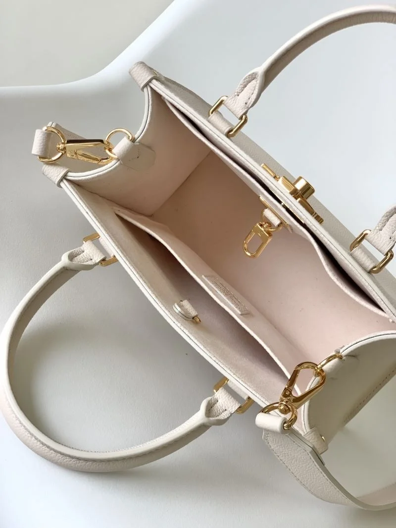 Louis Vuitton Shopping Bags Stylish 42434