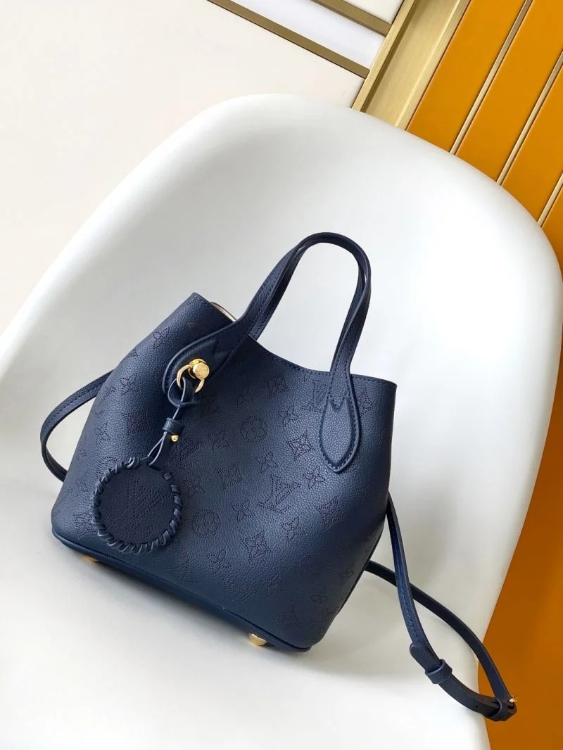 Louis Vuitton Shopping Bags Sleek 42445