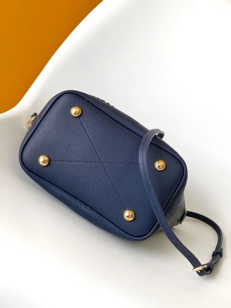 Louis Vuitton Shopping Bags Sleek 42445