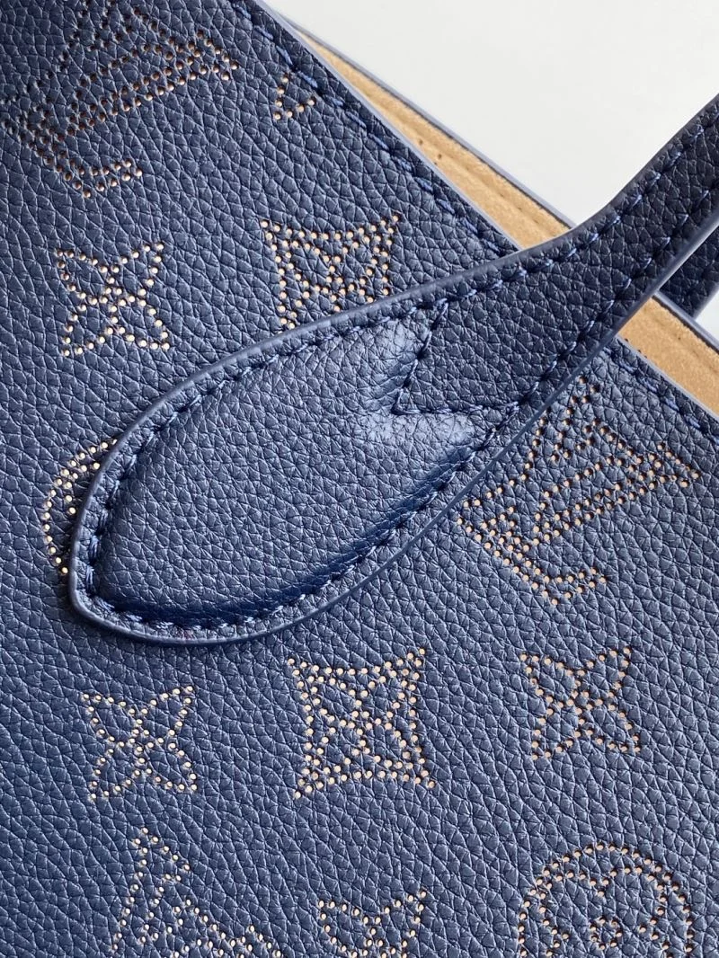 Louis Vuitton Shopping Bags Sleek 42445