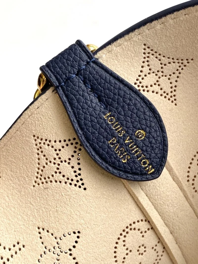 Louis Vuitton Shopping Bags Sleek 42445