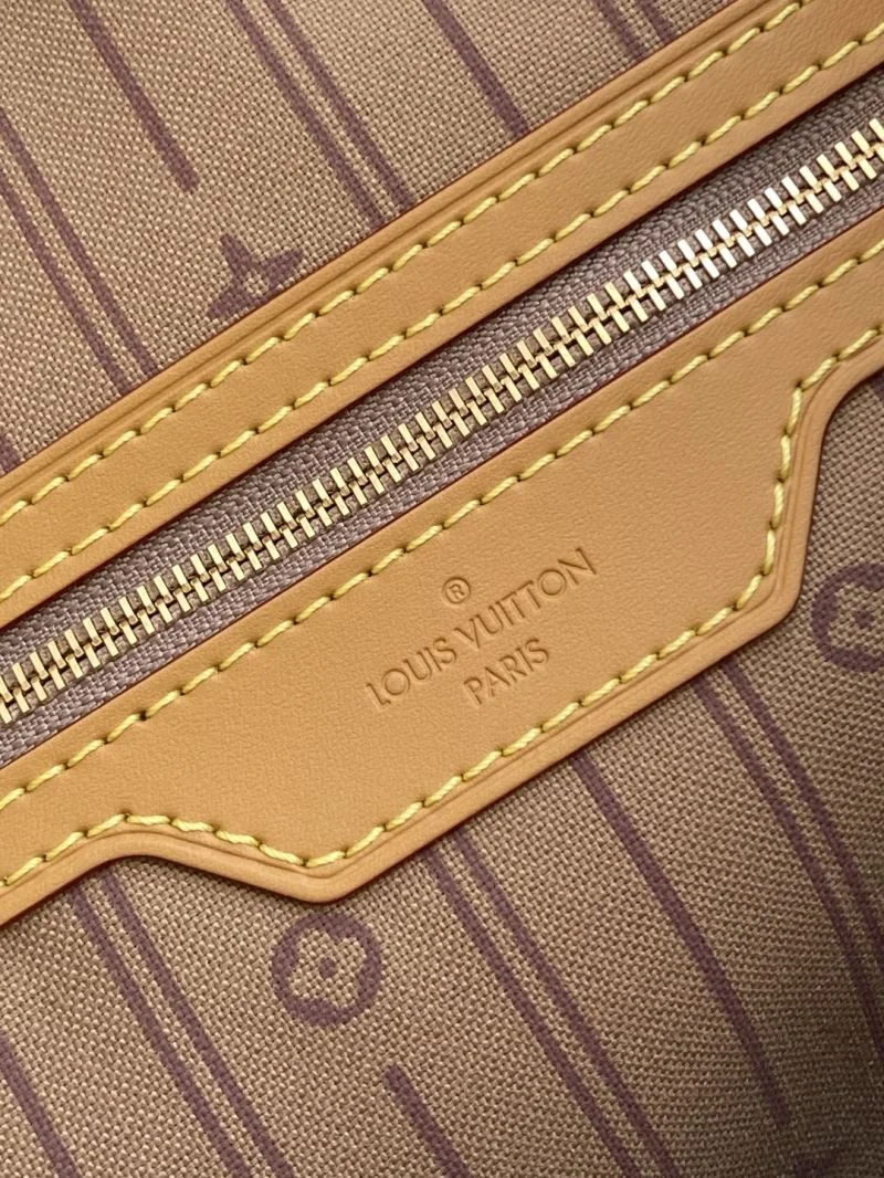 Louis Vuitton Shopping Bags SportInspired 42432