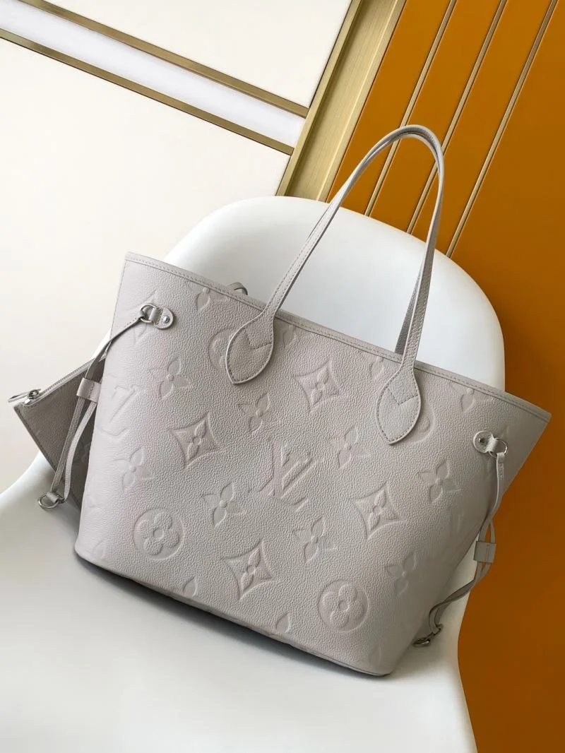 RelaxedFit Louis Vuitton Shopping Bags 42438
