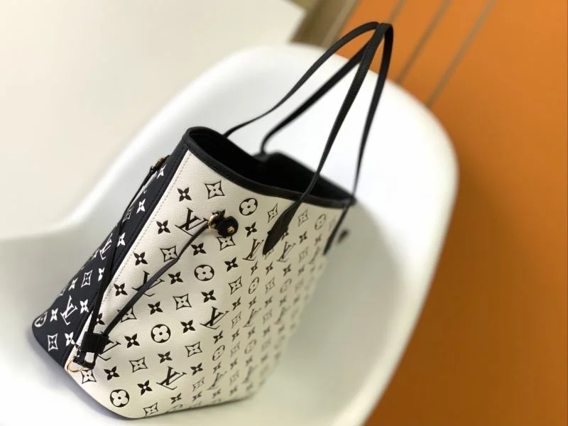 WeatherProof Louis Vuitton Shopping Bags 42431