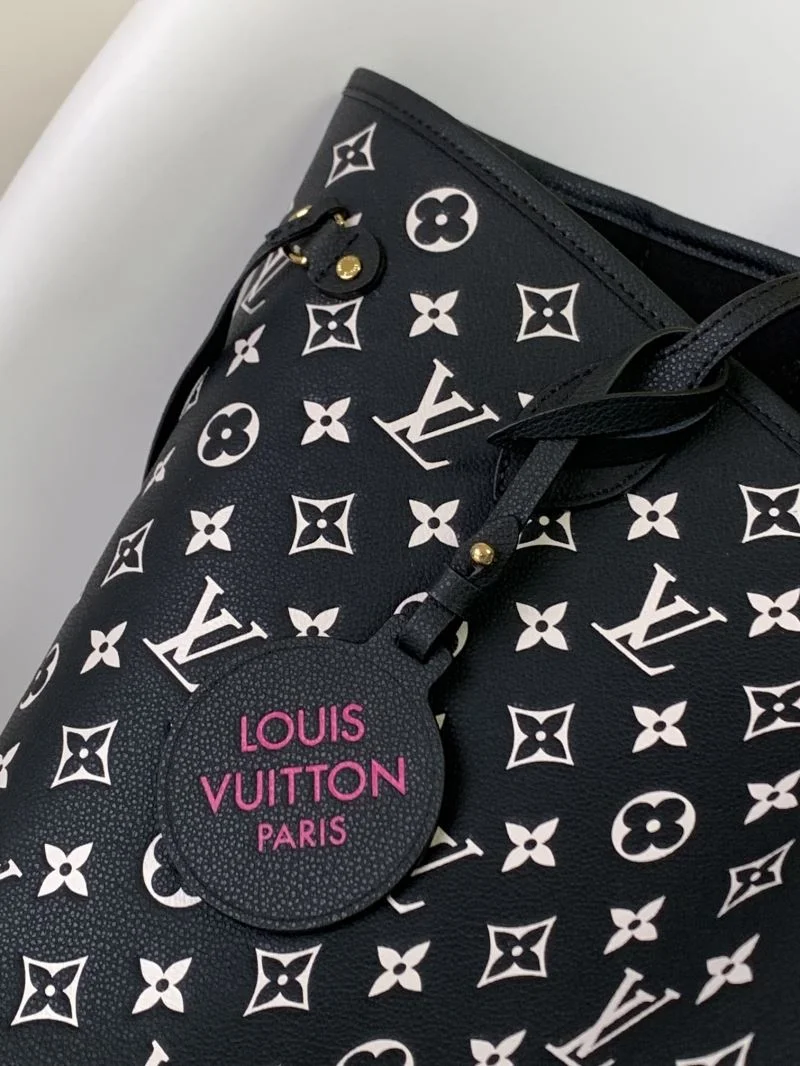 WeatherProof Louis Vuitton Shopping Bags 42431