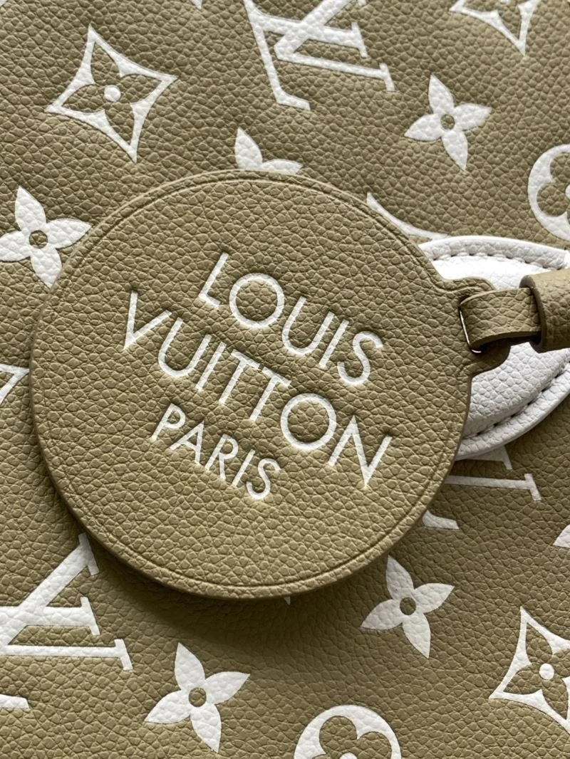 Lightweight Louis Vuitton Shopping Bags 42549