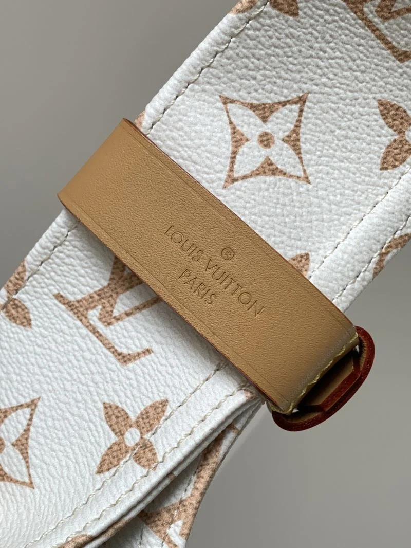 Louis Vuitton Shopping Bags Comfortable 42457