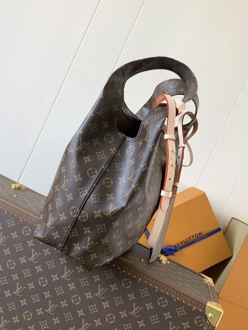 Trendsetting Louis Vuitton Shopping Bags 42437