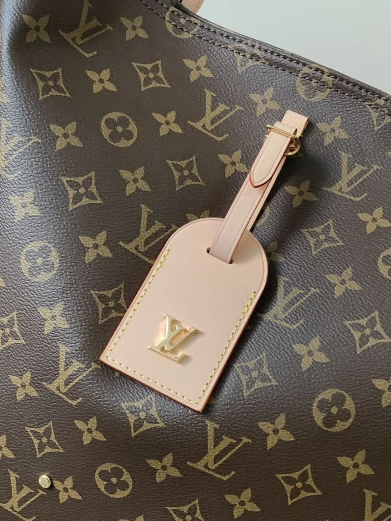Trendsetting Louis Vuitton Shopping Bags 42437