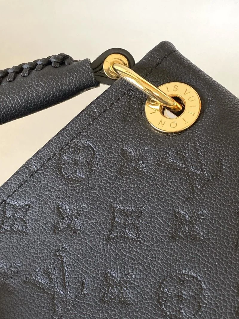 TechFriendly Louis Vuitton Shopping Bags 42435