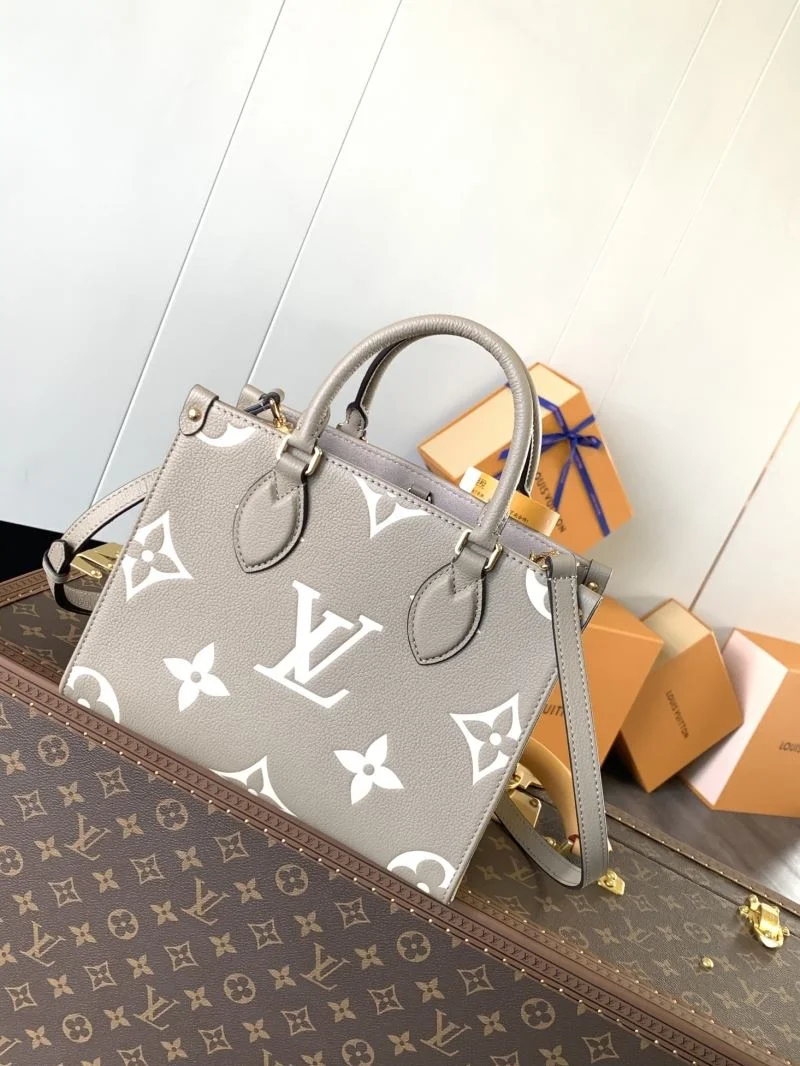 EyeCatching Louis Vuitton Shopping Bags 42426