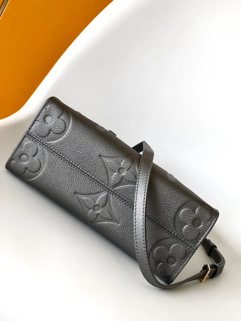 ModernLook Louis Vuitton Shopping Bags 41898