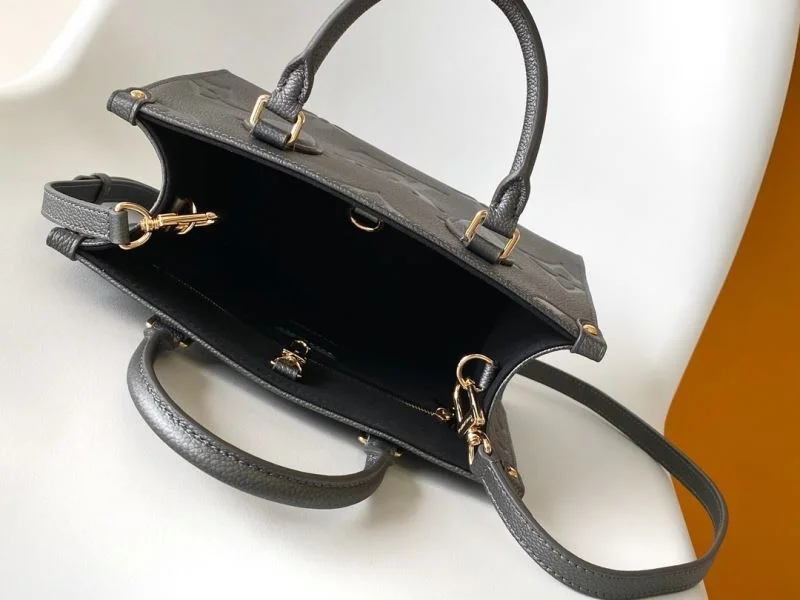 ModernLook Louis Vuitton Shopping Bags 41898