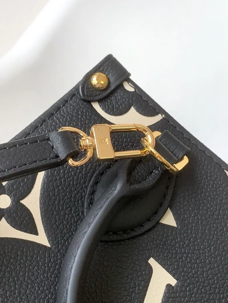EyeCatching Louis Vuitton Shopping Bags 41893