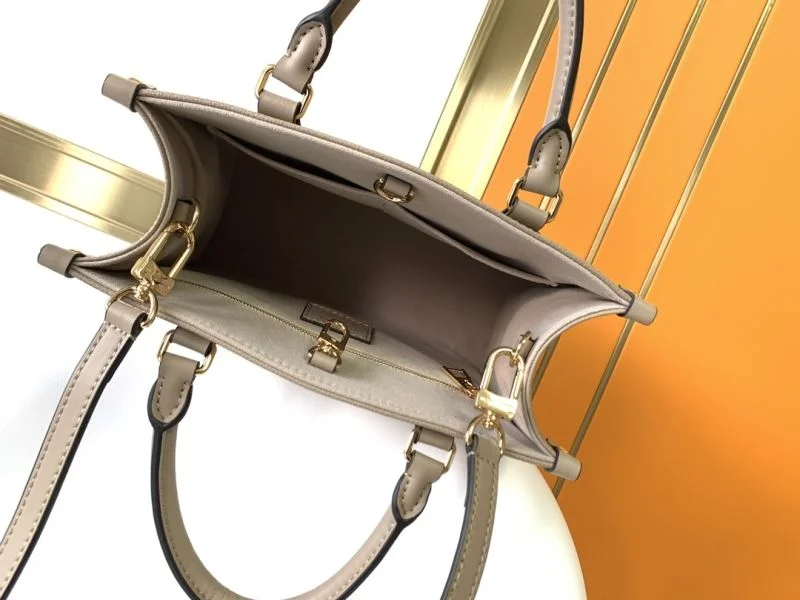 WellDesigned Louis Vuitton Shopping Bags 41892