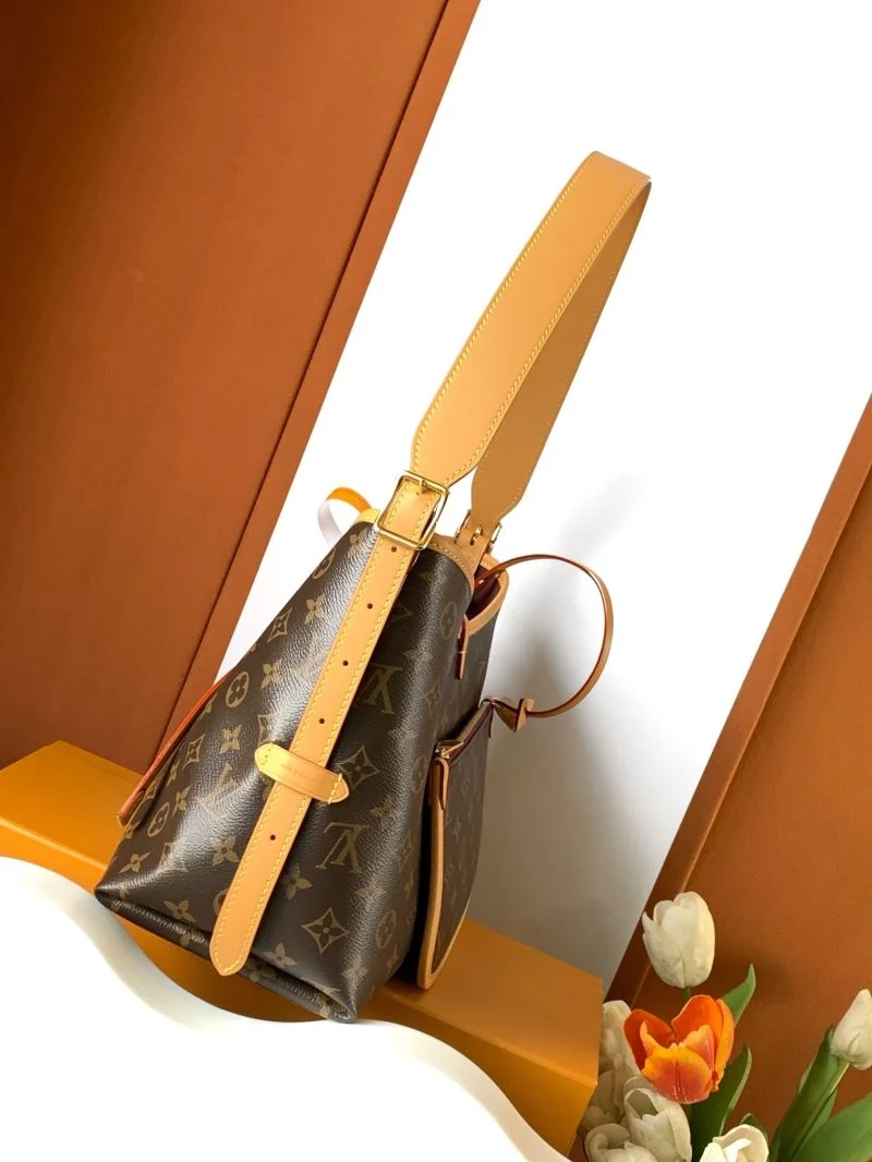 Breathable Louis Vuitton Shopping Bags 41886