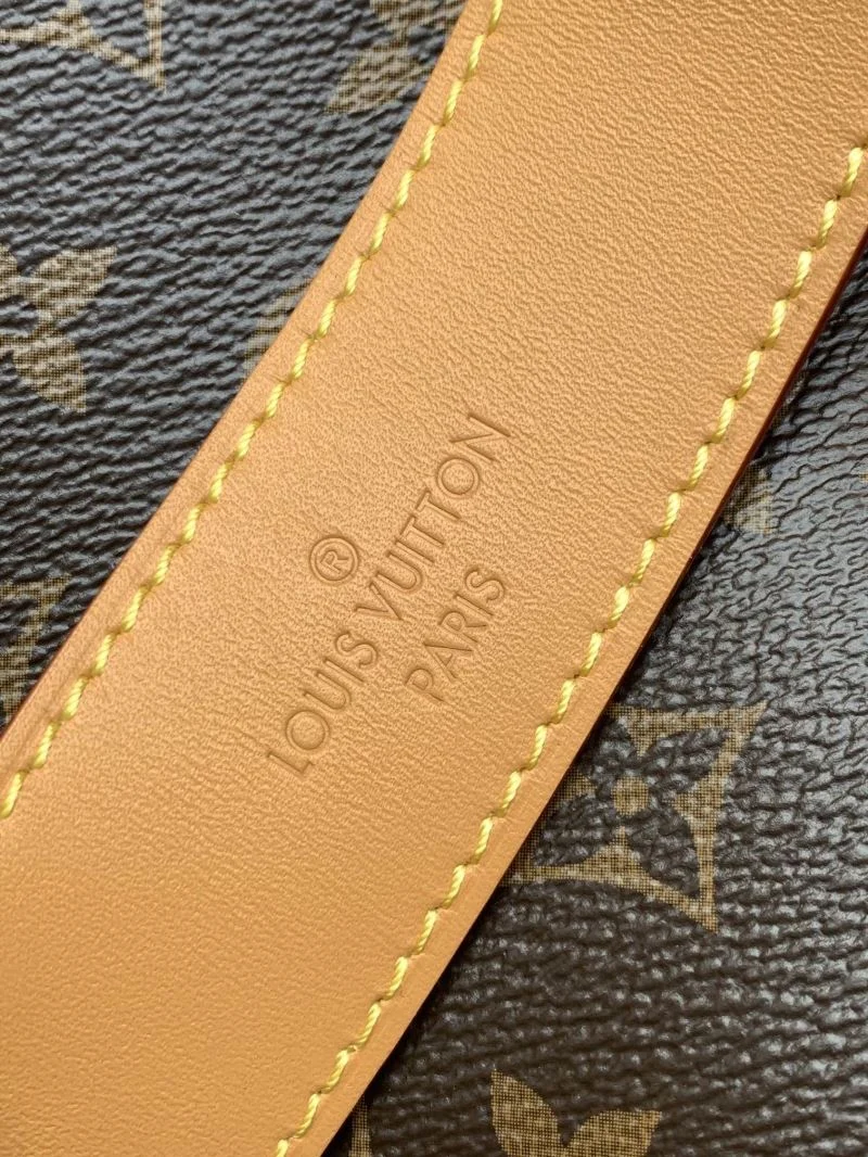 Breathable Louis Vuitton Shopping Bags 41886