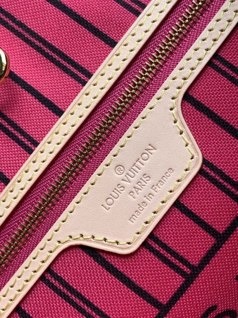 Vibrant Louis Vuitton Shopping Bags 41875