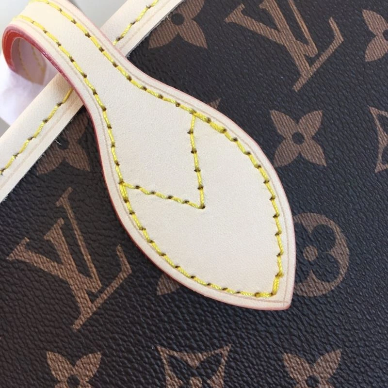 Louis Vuitton Shopping Bags WellDesigned 87389