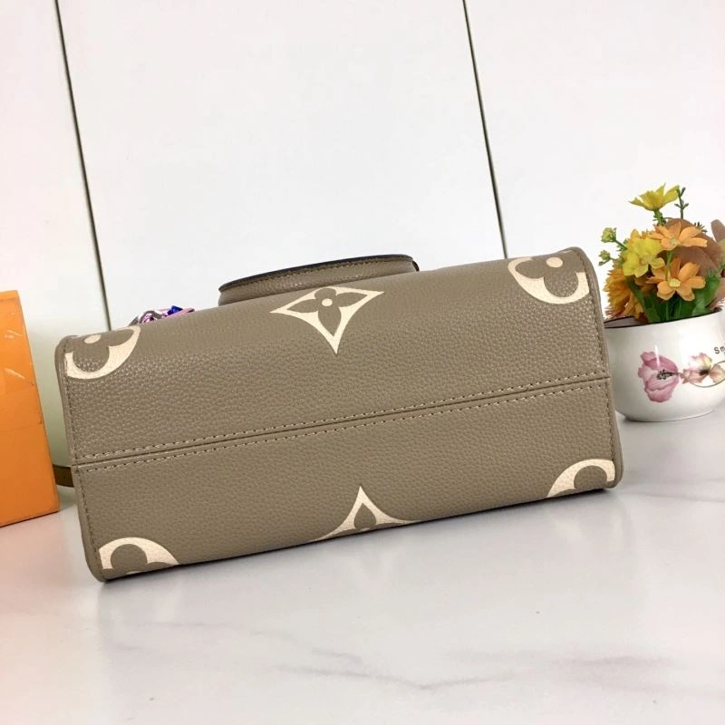 Louis Vuitton Shopping Bags Minimalist 87383